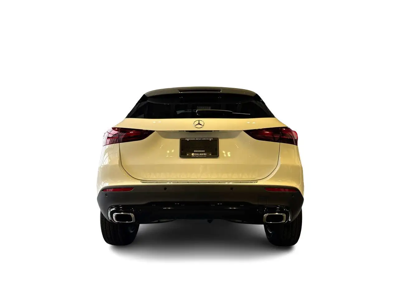 Mercedes-Benz GLA снимка Mercedes-Benz GLA
