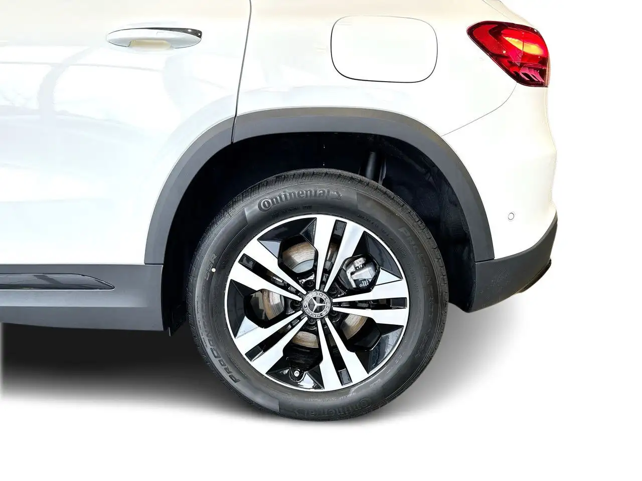 Mercedes-Benz GLA снимка Mercedes-Benz GLA