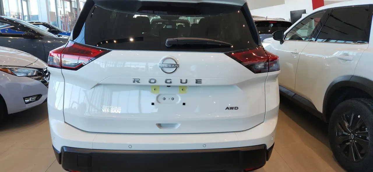 Nissan Rogue fotografie Nissan Rogue