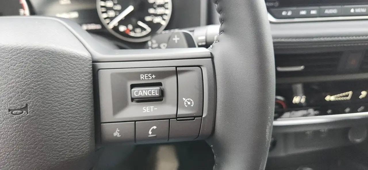 Nissan Rogue fotografie Nissan Rogue