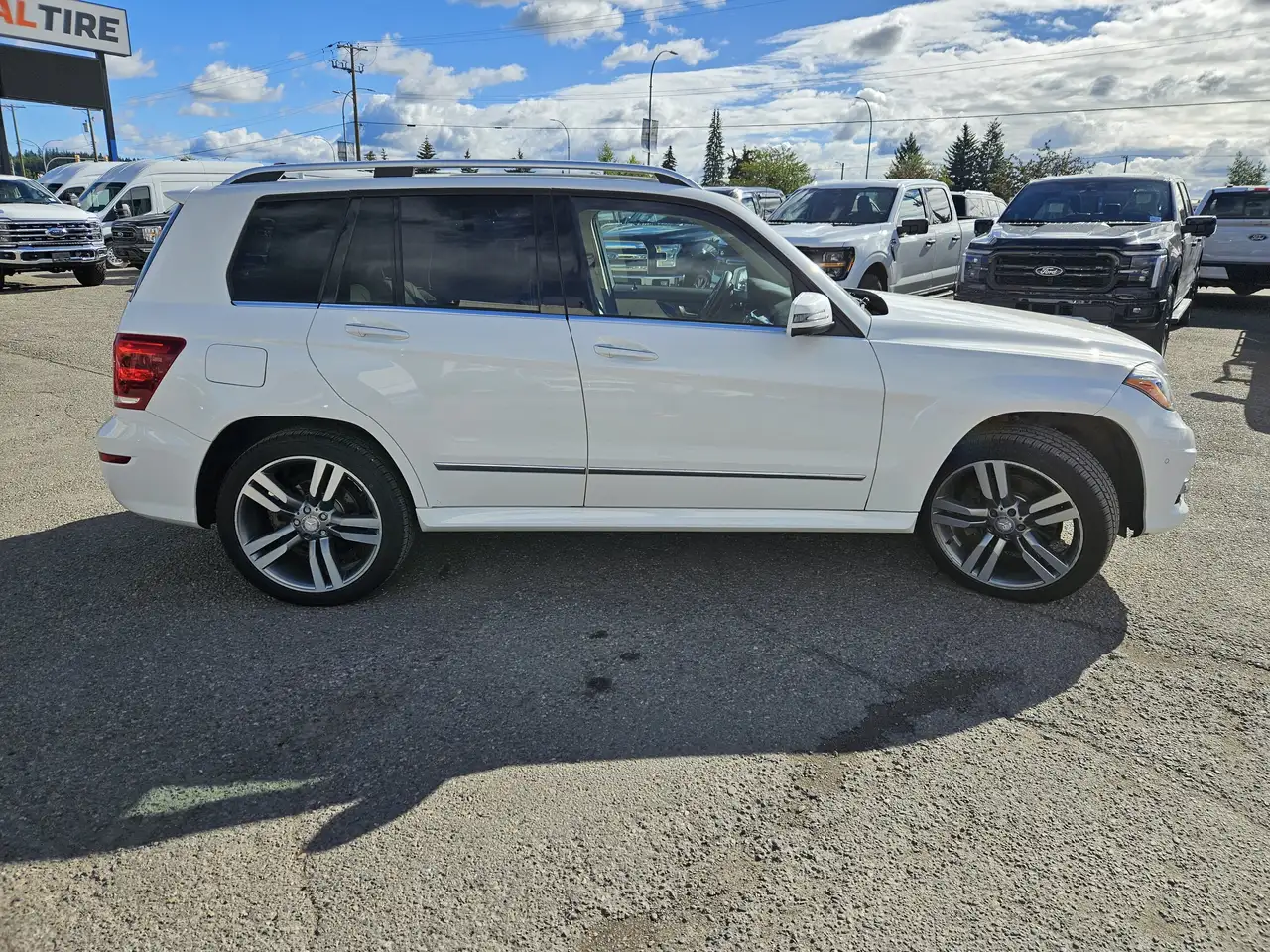 Mercedes-Benz GLK-Class photo Mercedes-Benz GLK-Class