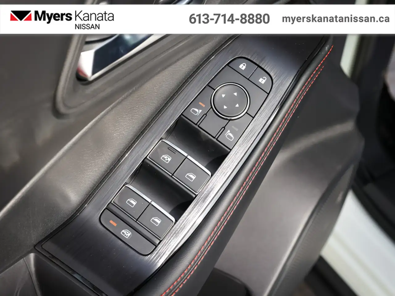 Nissan Rogue fotografie Nissan Rogue