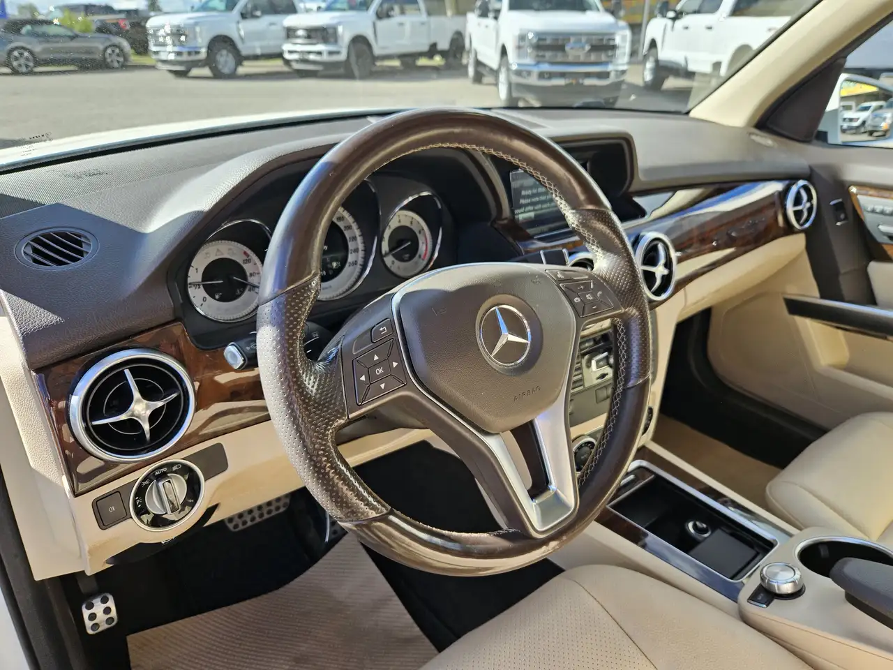 Mercedes-Benz GLK-Class photo Mercedes-Benz GLK-Class