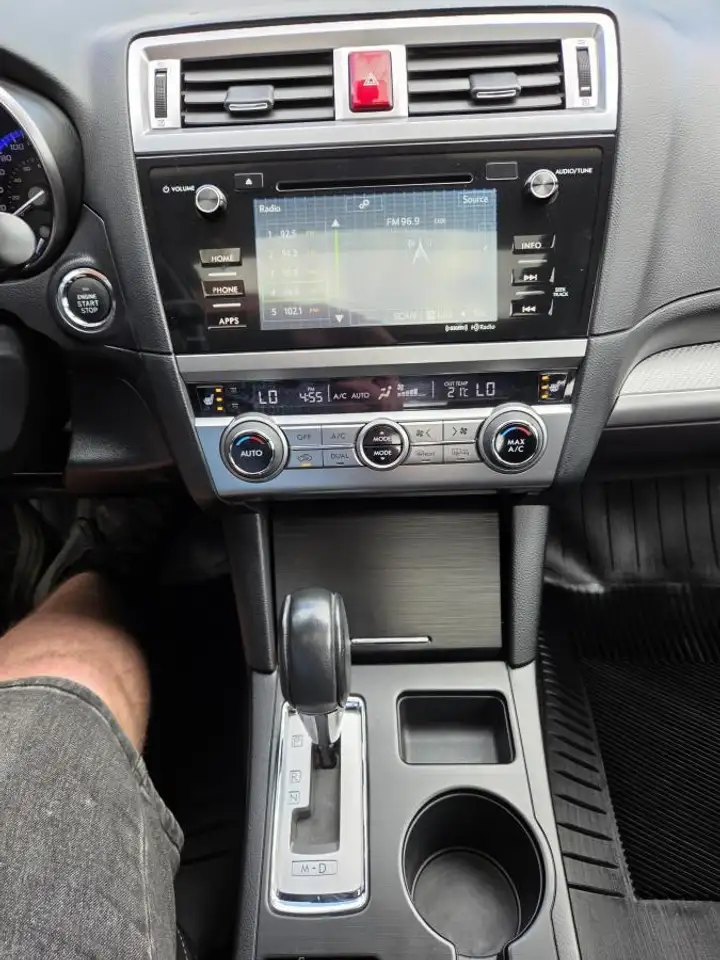 Subaru Legacy photo Subaru Legacy