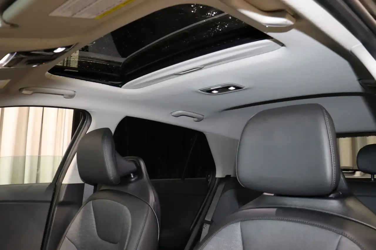 Kia Niro снимка Kia Niro