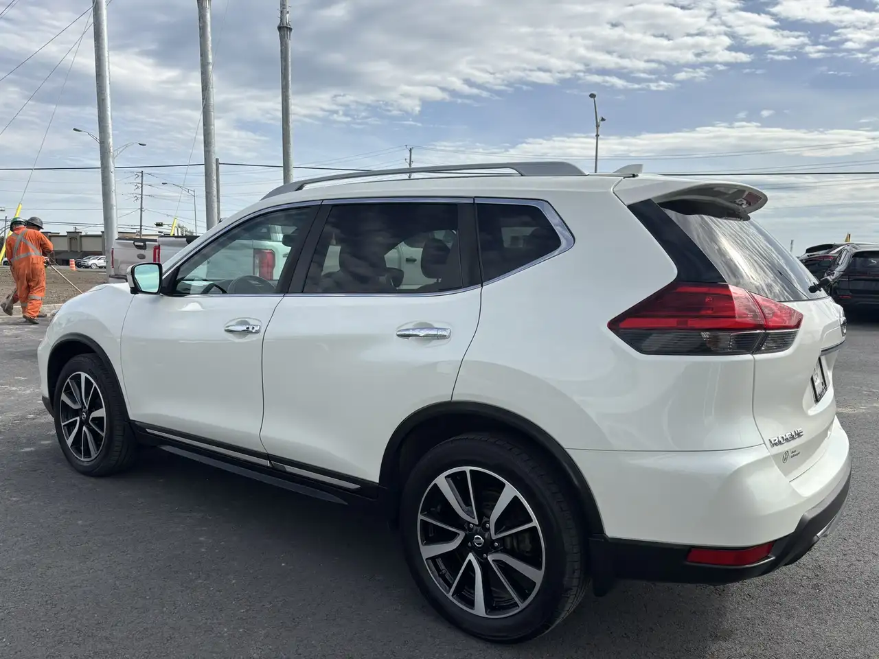 Nissan Rogue снимка Nissan Rogue