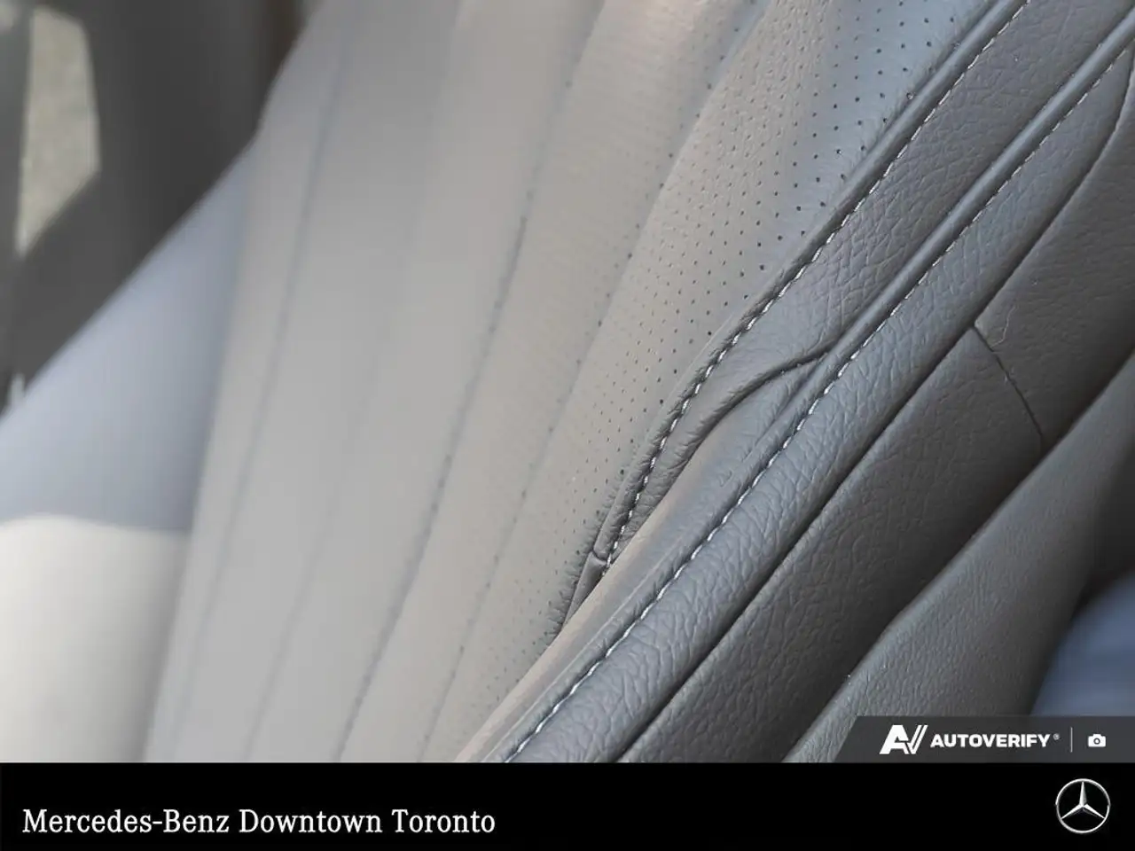 Mercedes-Benz E-Class photo Mercedes-Benz E-Class