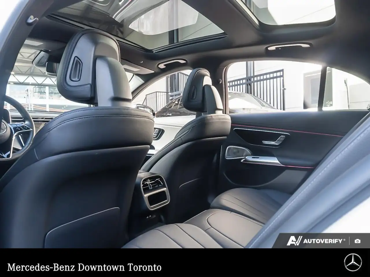 Mercedes-Benz E-Class photo Mercedes-Benz E-Class