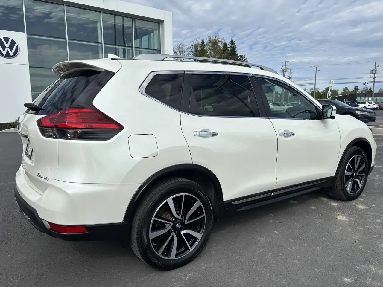 Nissan Rogue снимка Nissan Rogue