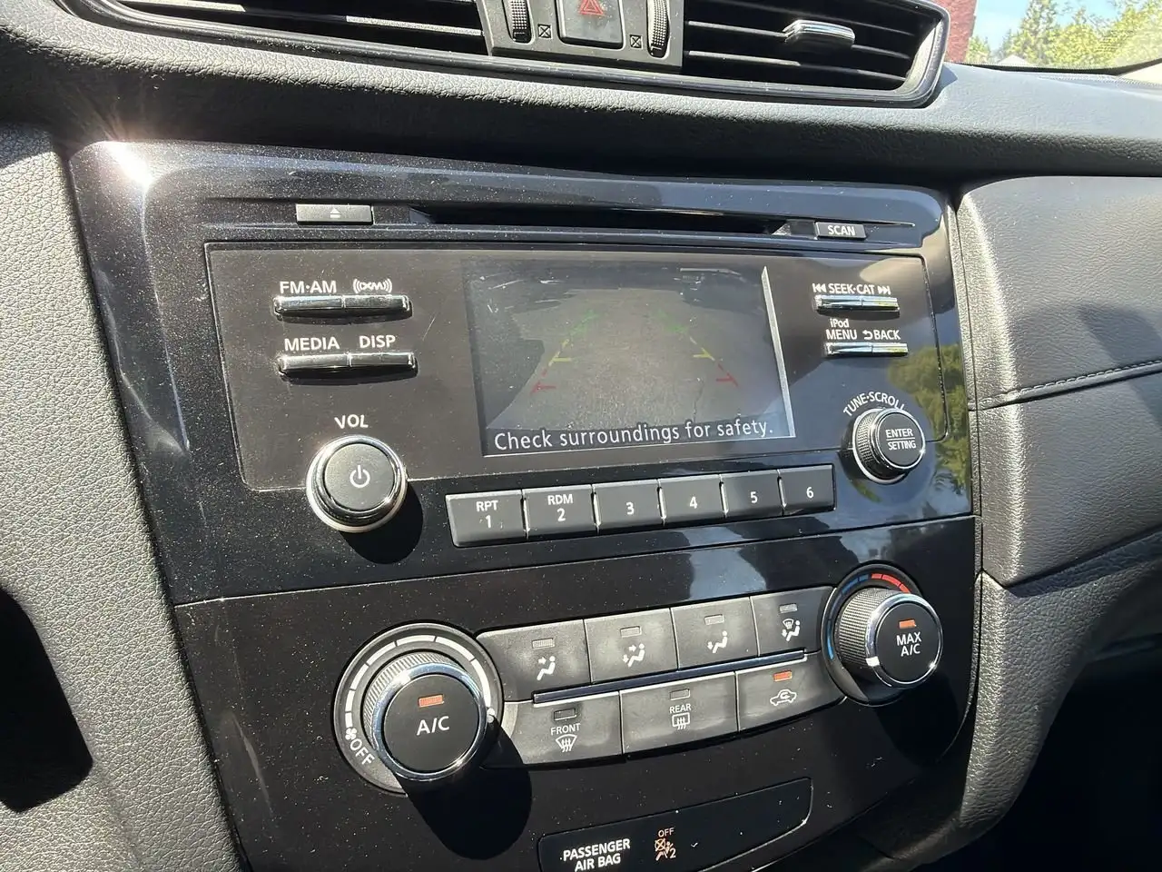 Nissan Rogue photo Nissan Rogue