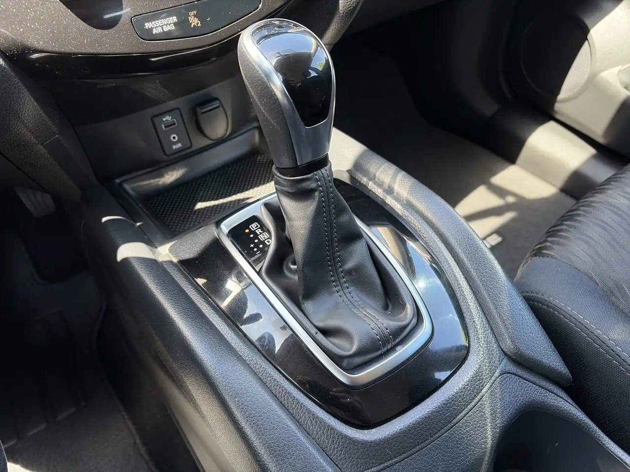 Nissan Rogue photo Nissan Rogue