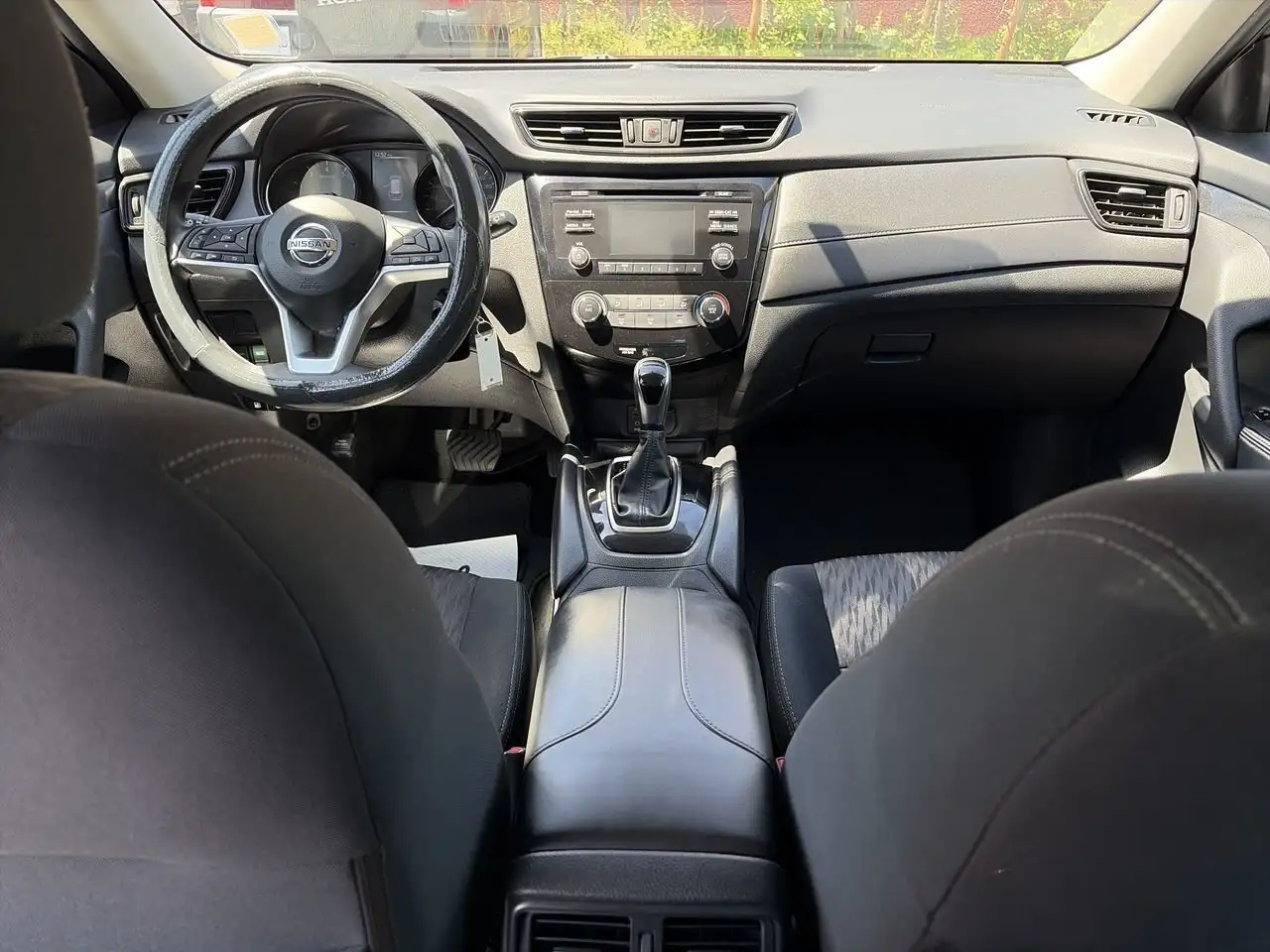 Nissan Rogue photo Nissan Rogue