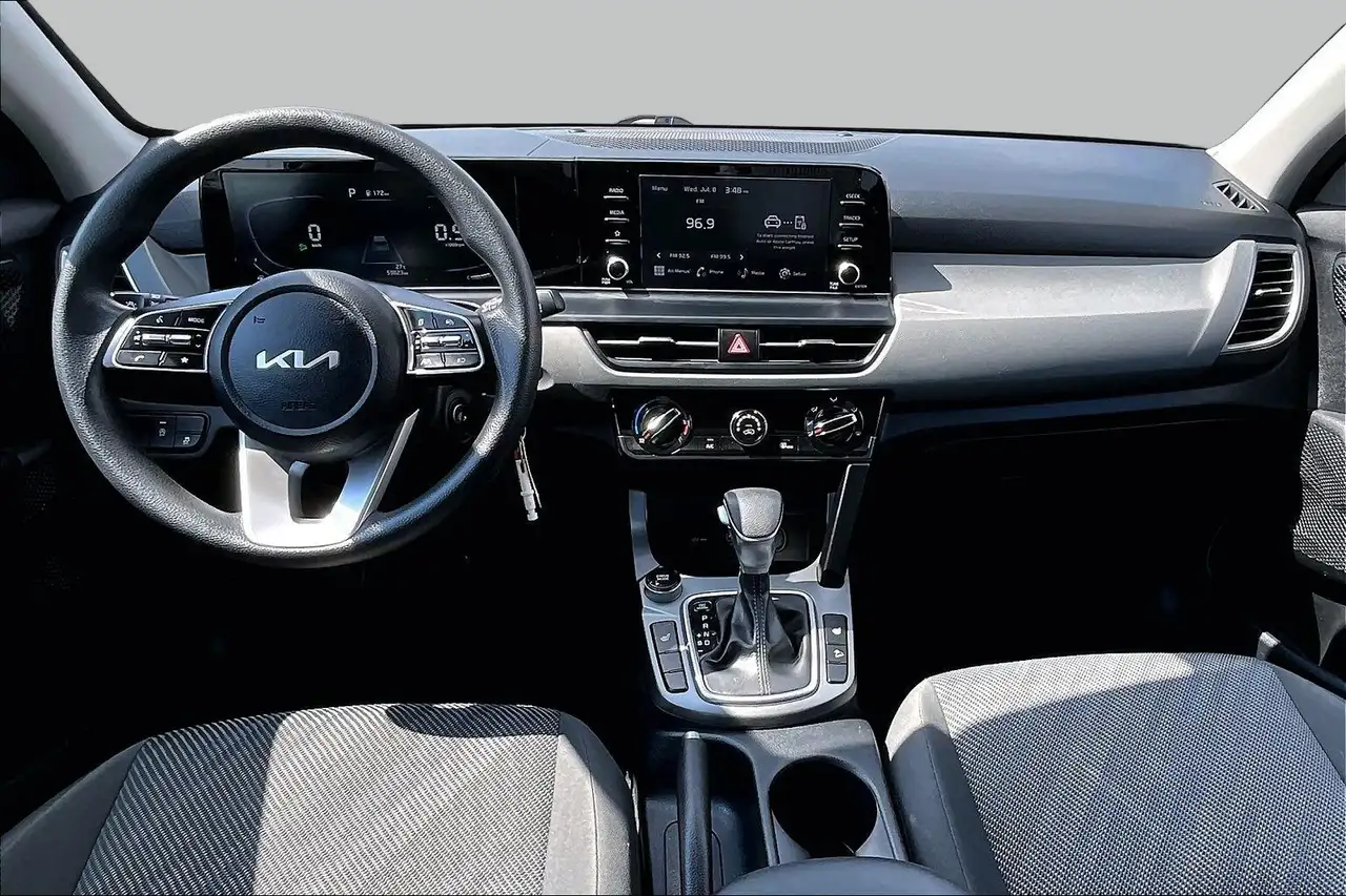 Kia Seltos снимка Kia Seltos