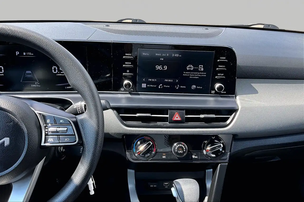 Kia Seltos снимка Kia Seltos