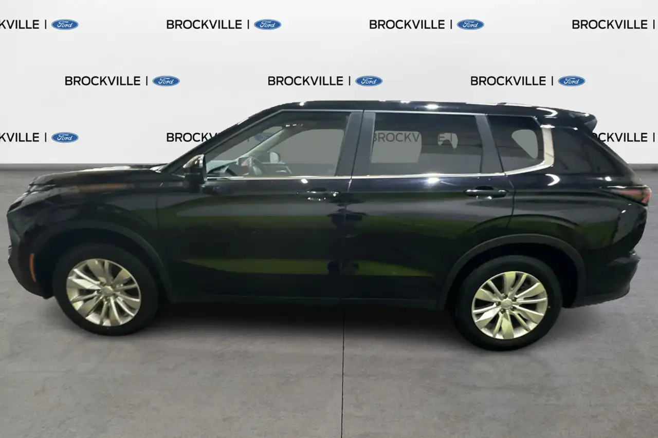 Mitsubishi Outlander снимка Mitsubishi Outlander