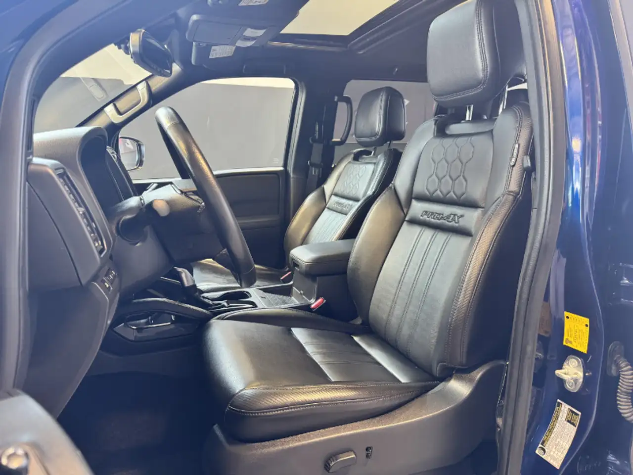 Nissan Frontier снимка Nissan Frontier