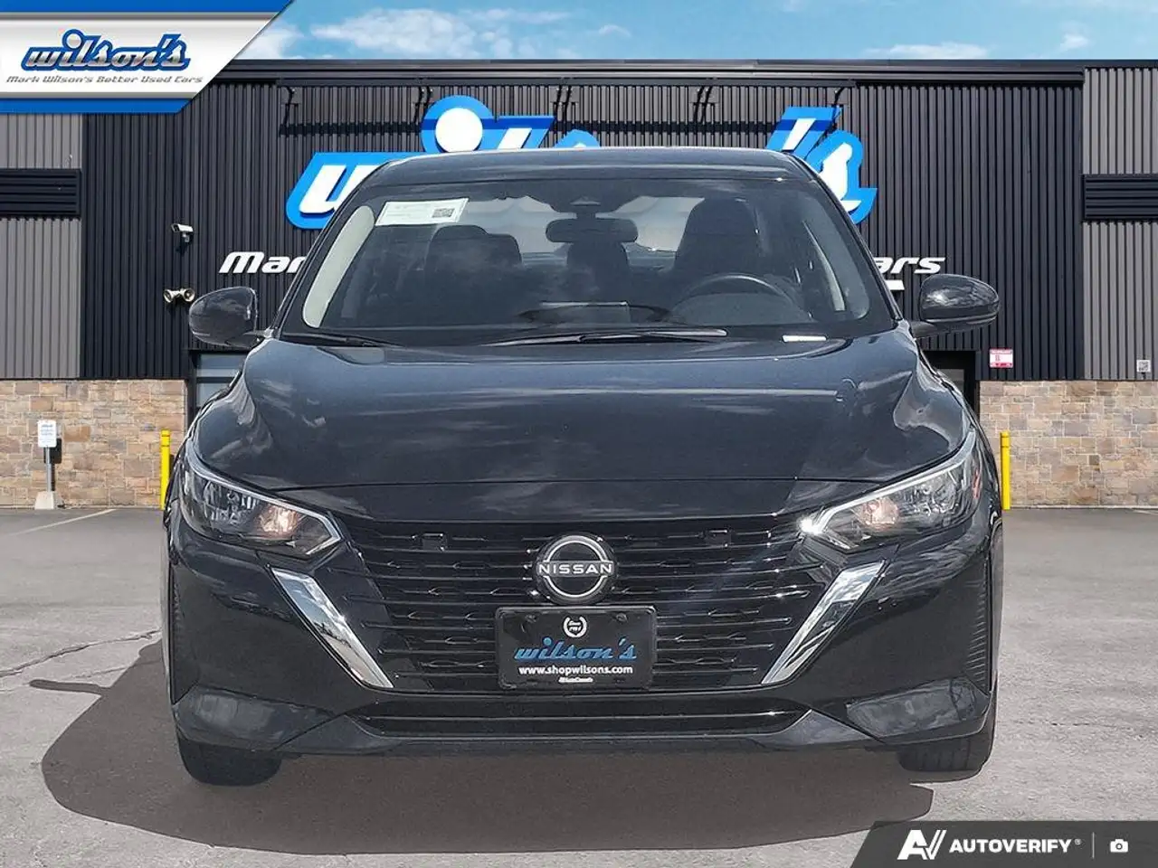 Nissan Sentra fotografie Nissan Sentra