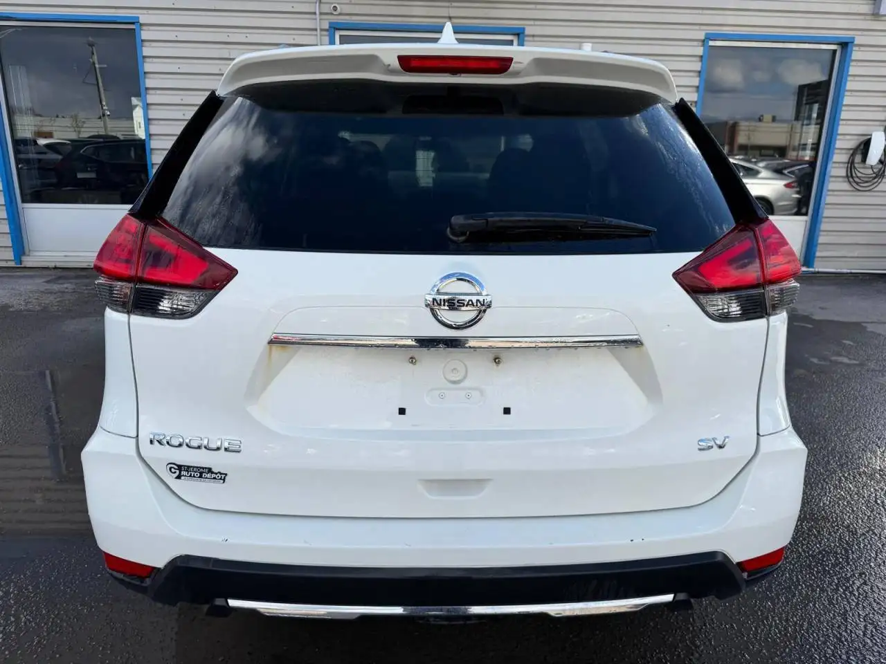 Nissan Rogue снимка Nissan Rogue