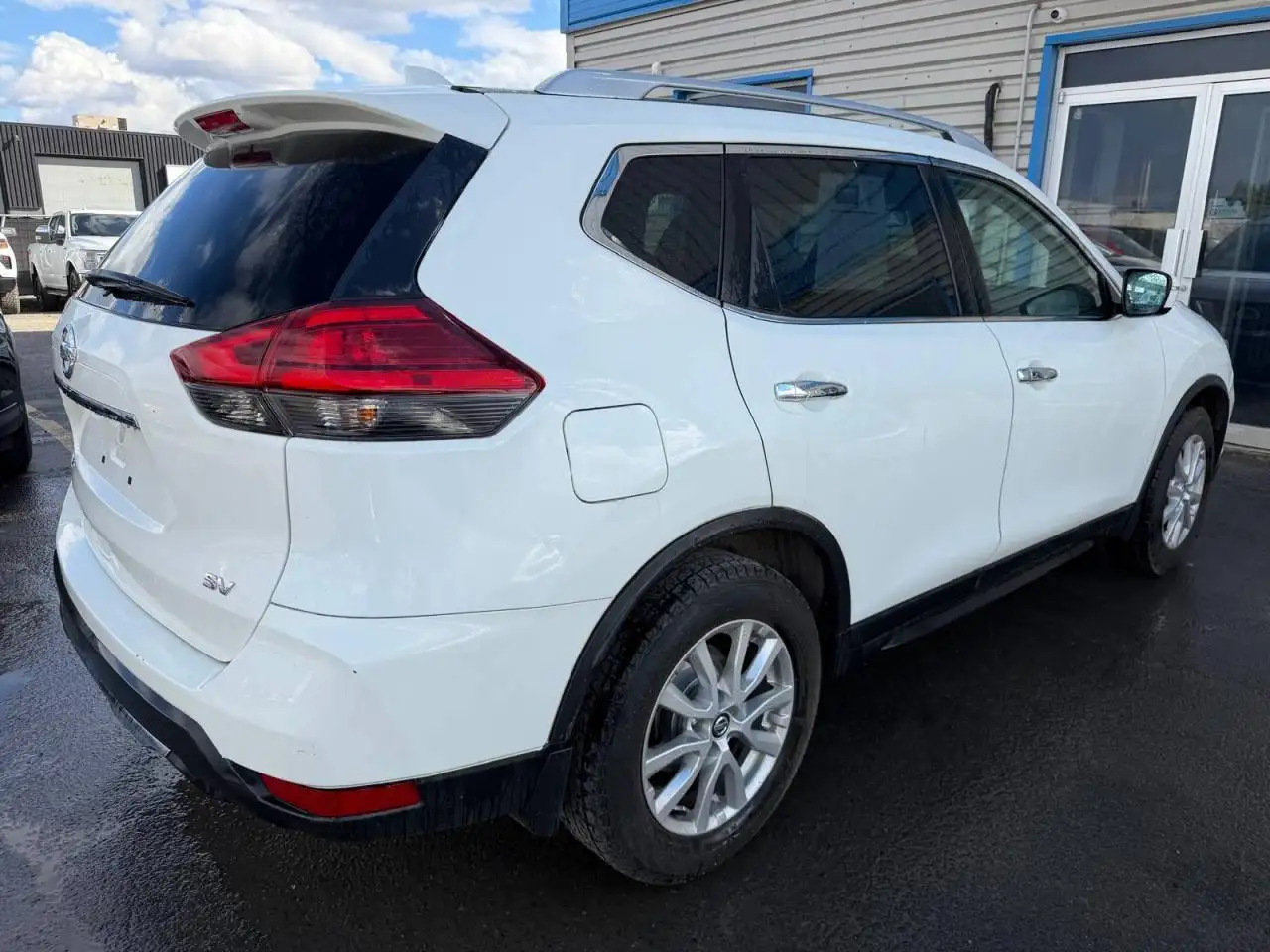 Nissan Rogue снимка Nissan Rogue