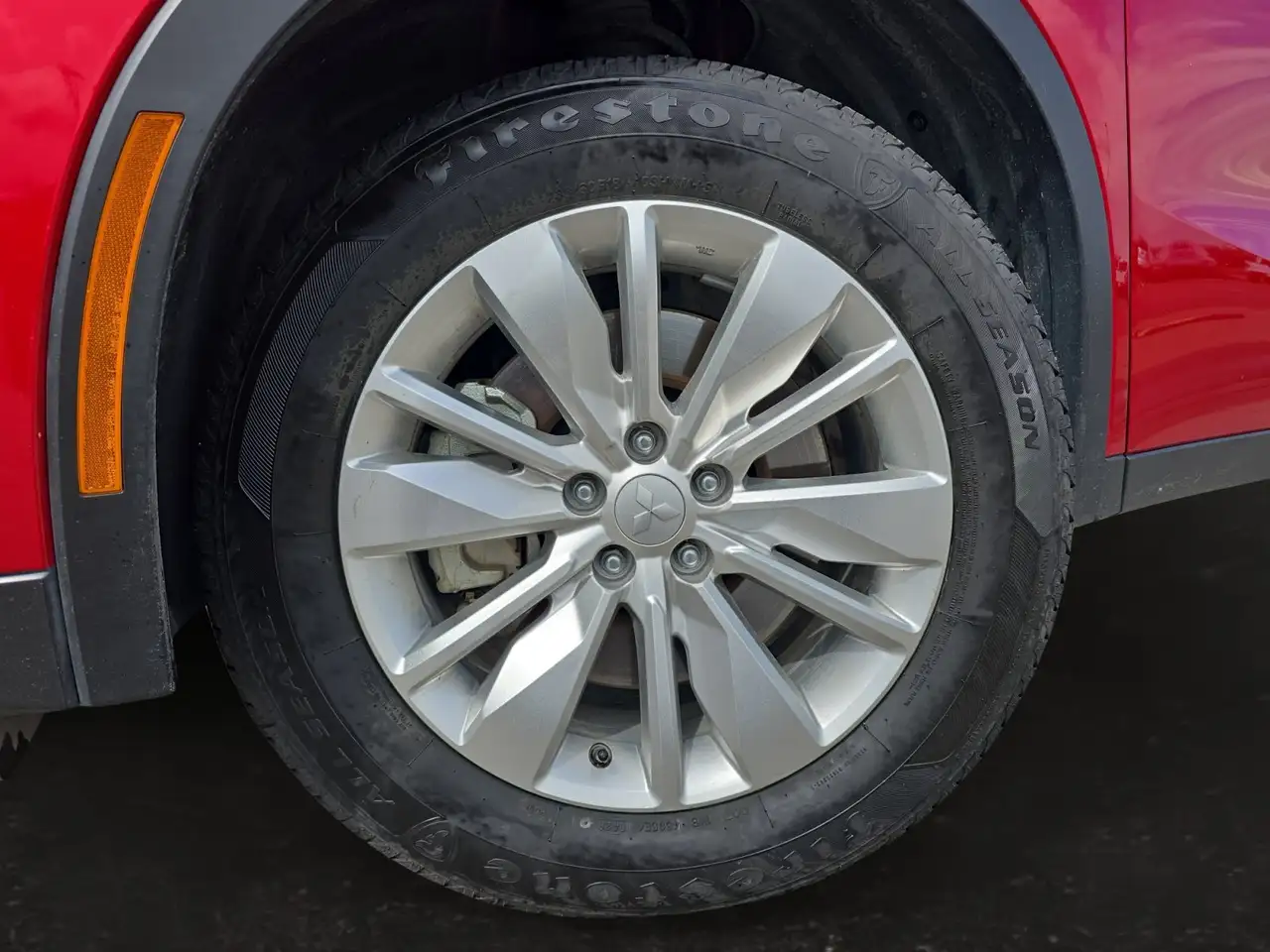 Mitsubishi Outlander fotografie Mitsubishi Outlander