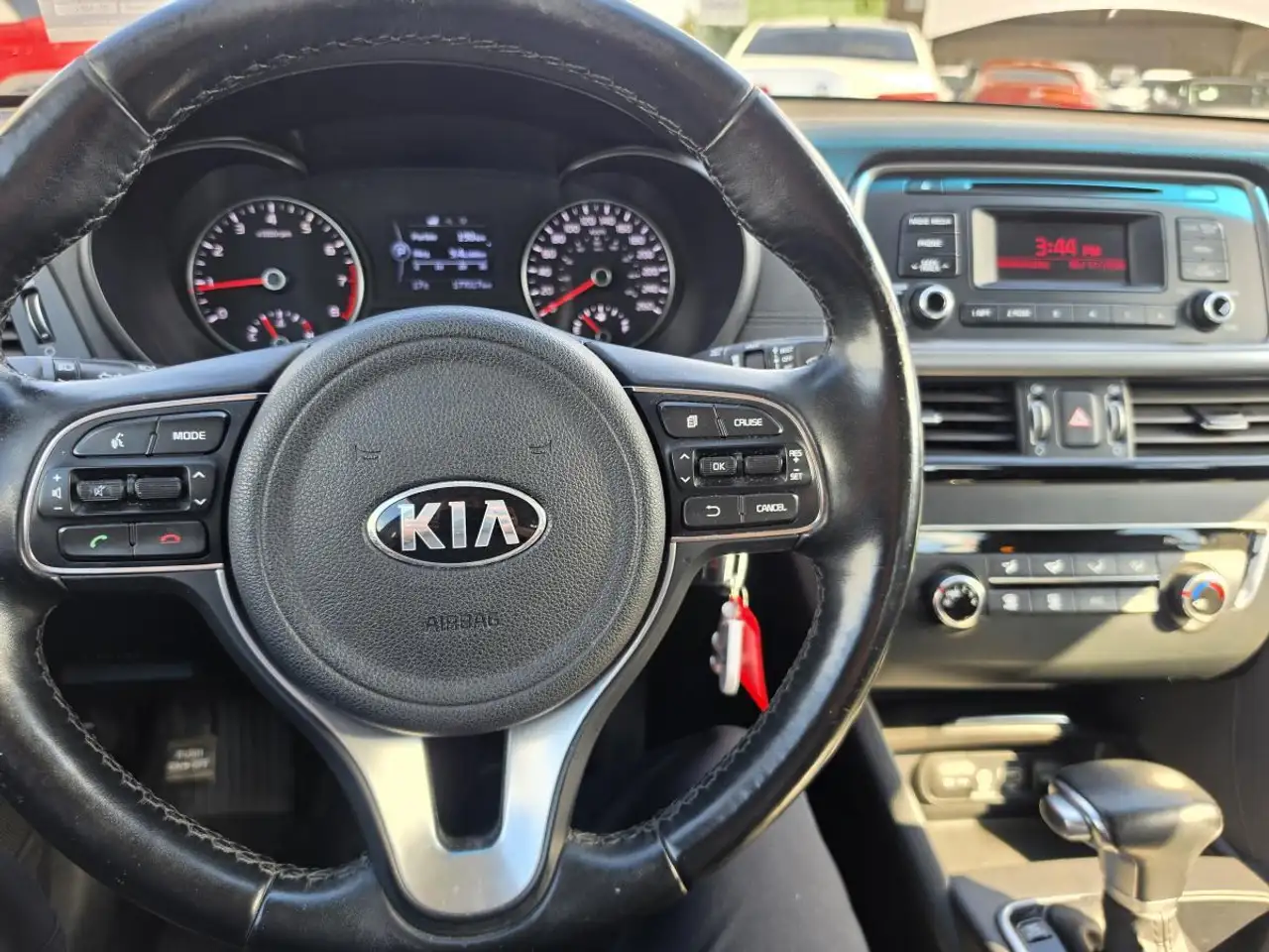 Kia Optima photo Kia Optima