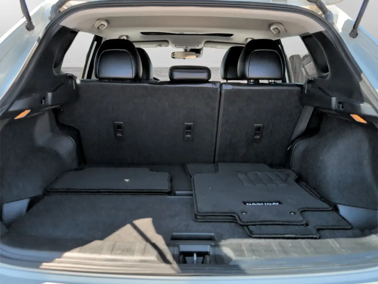 Nissan Qashqai снимка Nissan Qashqai