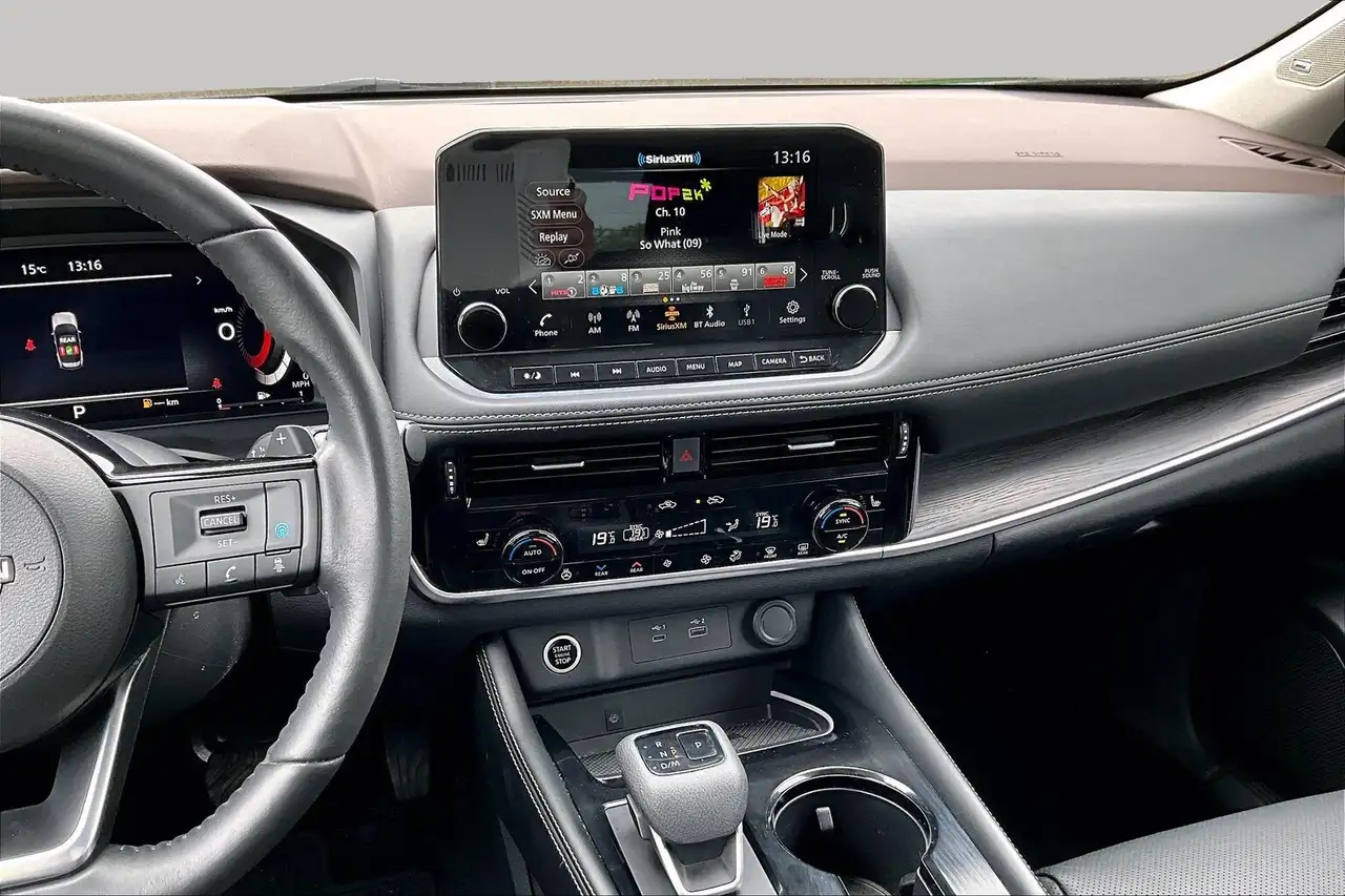 Nissan Rogue photo Nissan Rogue