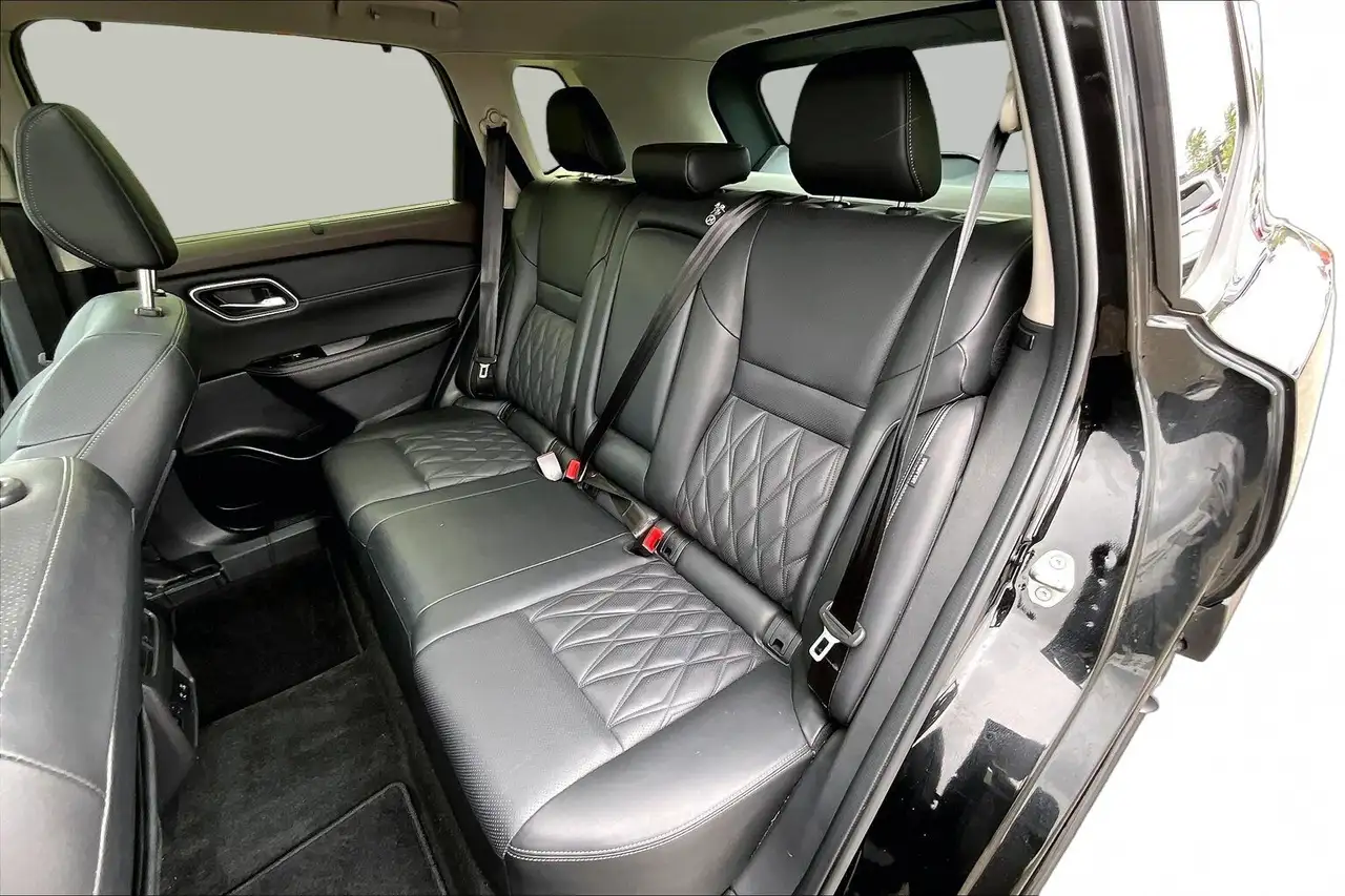 Nissan Rogue photo Nissan Rogue