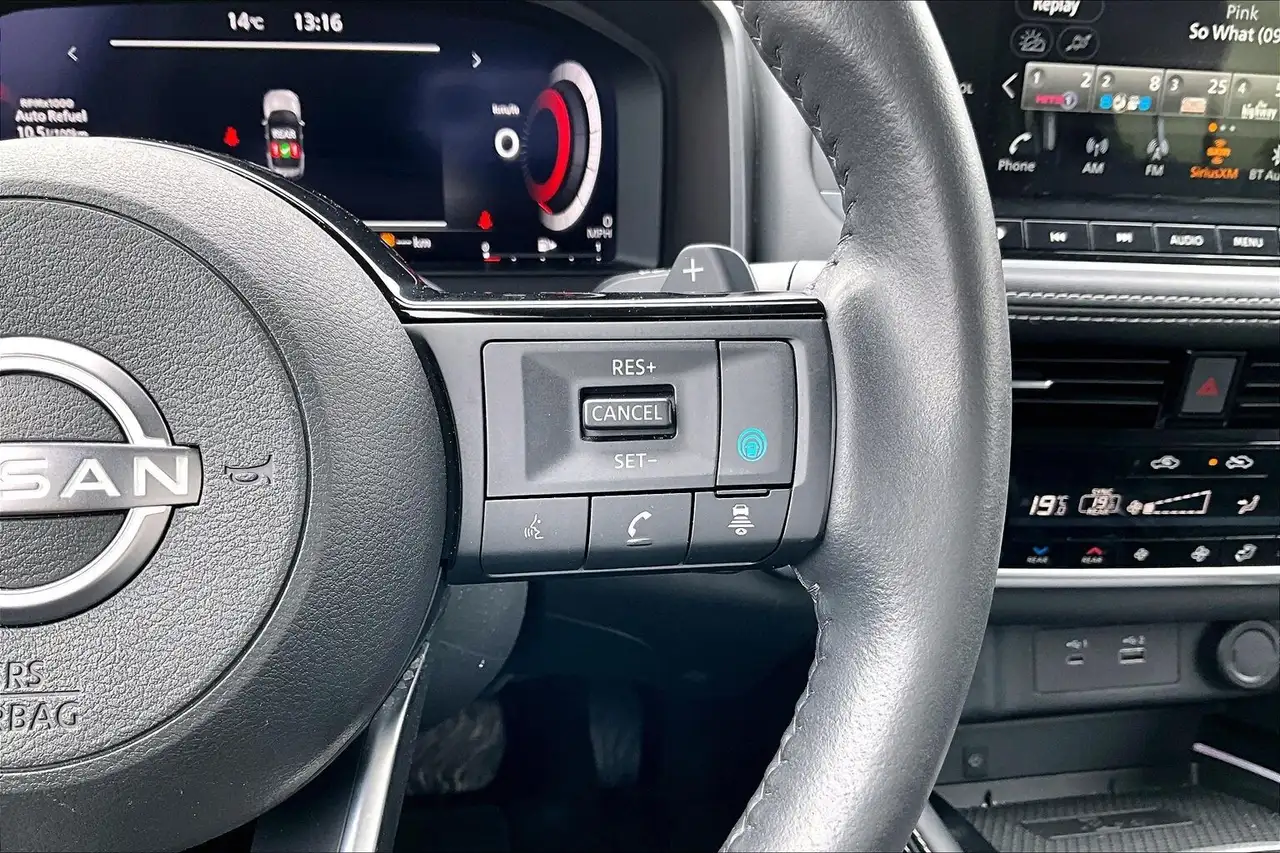 Nissan Rogue photo Nissan Rogue
