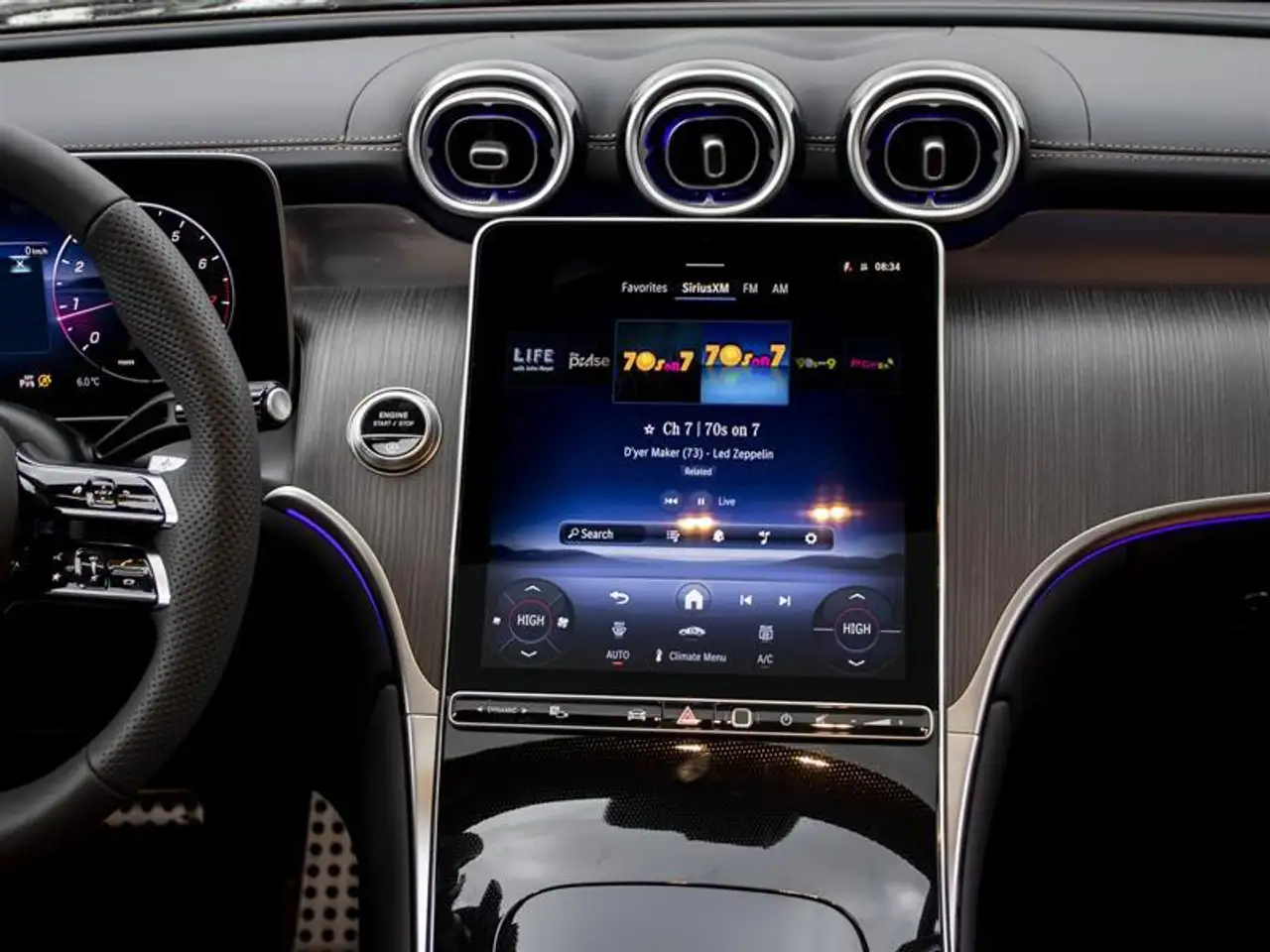 Mercedes-Benz GLC photo Mercedes-Benz GLC