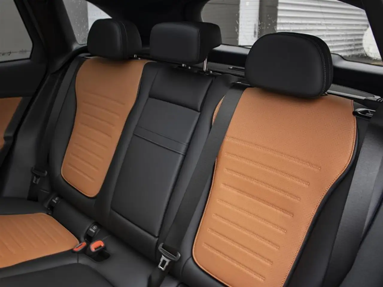 Mercedes-Benz GLC photo Mercedes-Benz GLC