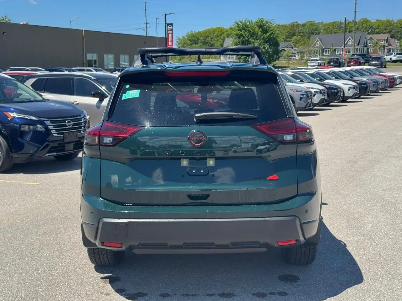 Nissan Rogue снимка Nissan Rogue