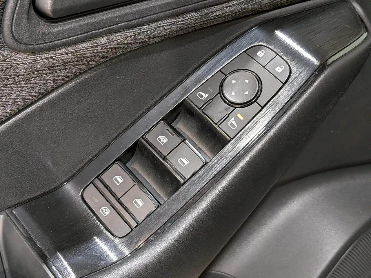 Nissan Rogue photo Nissan Rogue