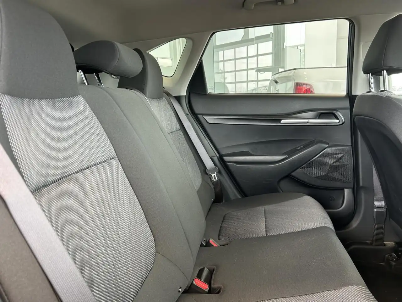 Kia Seltos снимка Kia Seltos