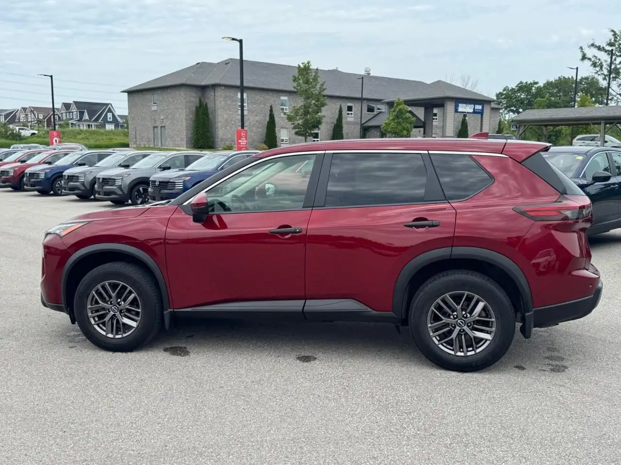 Nissan Rogue снимка Nissan Rogue