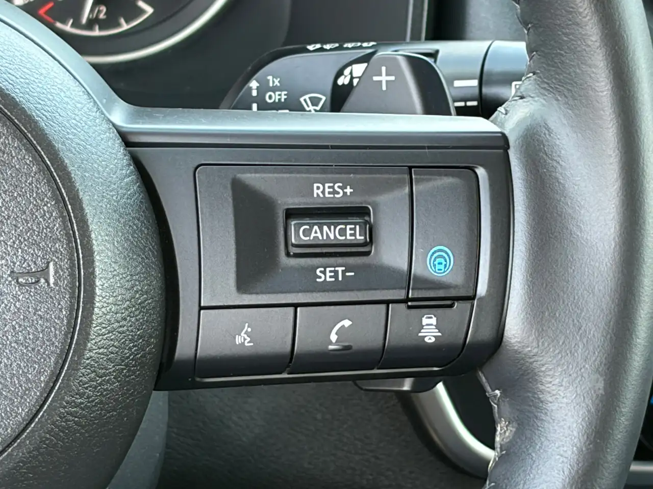 Nissan Rogue fotografie Nissan Rogue