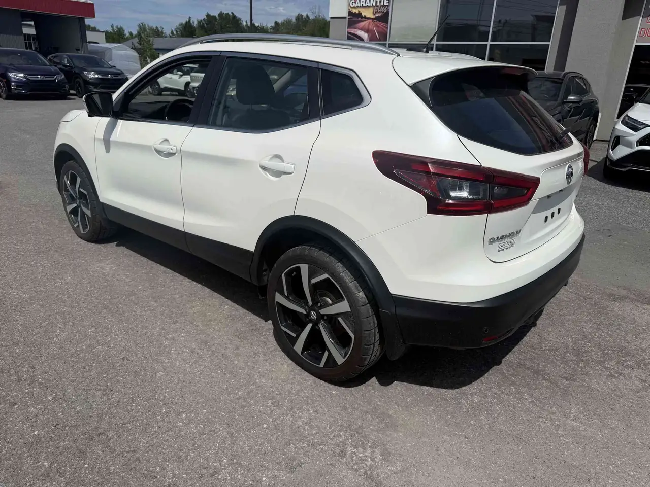 Nissan Qashqai снимка Nissan Qashqai
