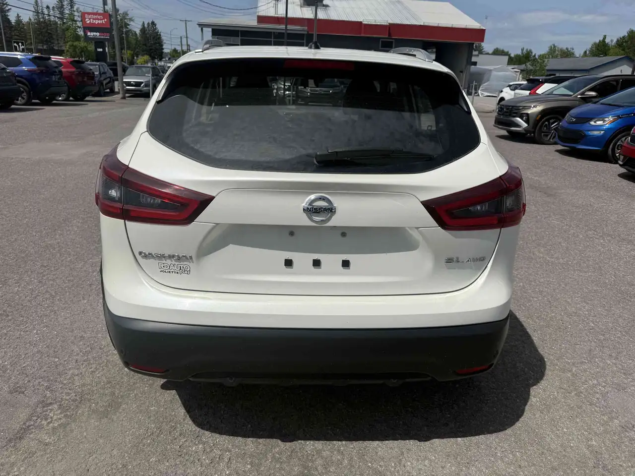 Nissan Qashqai снимка Nissan Qashqai