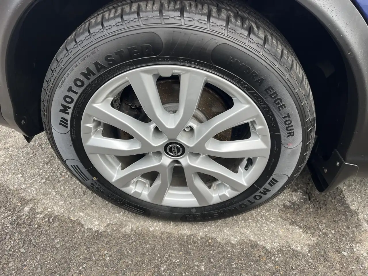 Nissan Qashqai снимка Nissan Qashqai