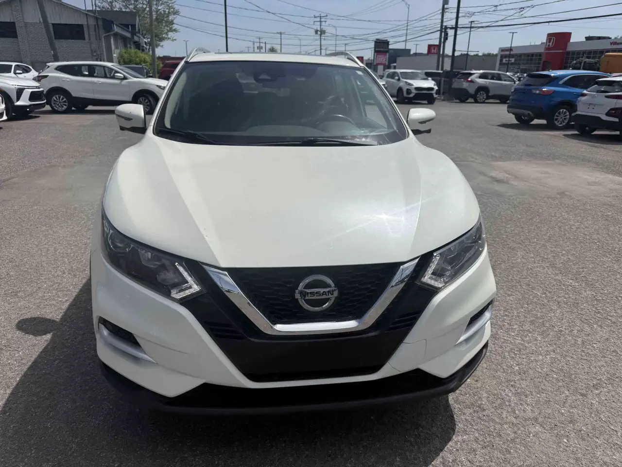 Nissan Qashqai снимка Nissan Qashqai
