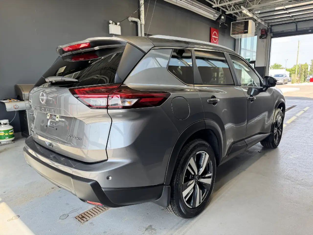 Nissan Rogue снимка Nissan Rogue