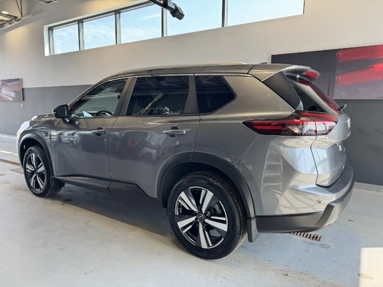Nissan Rogue снимка Nissan Rogue