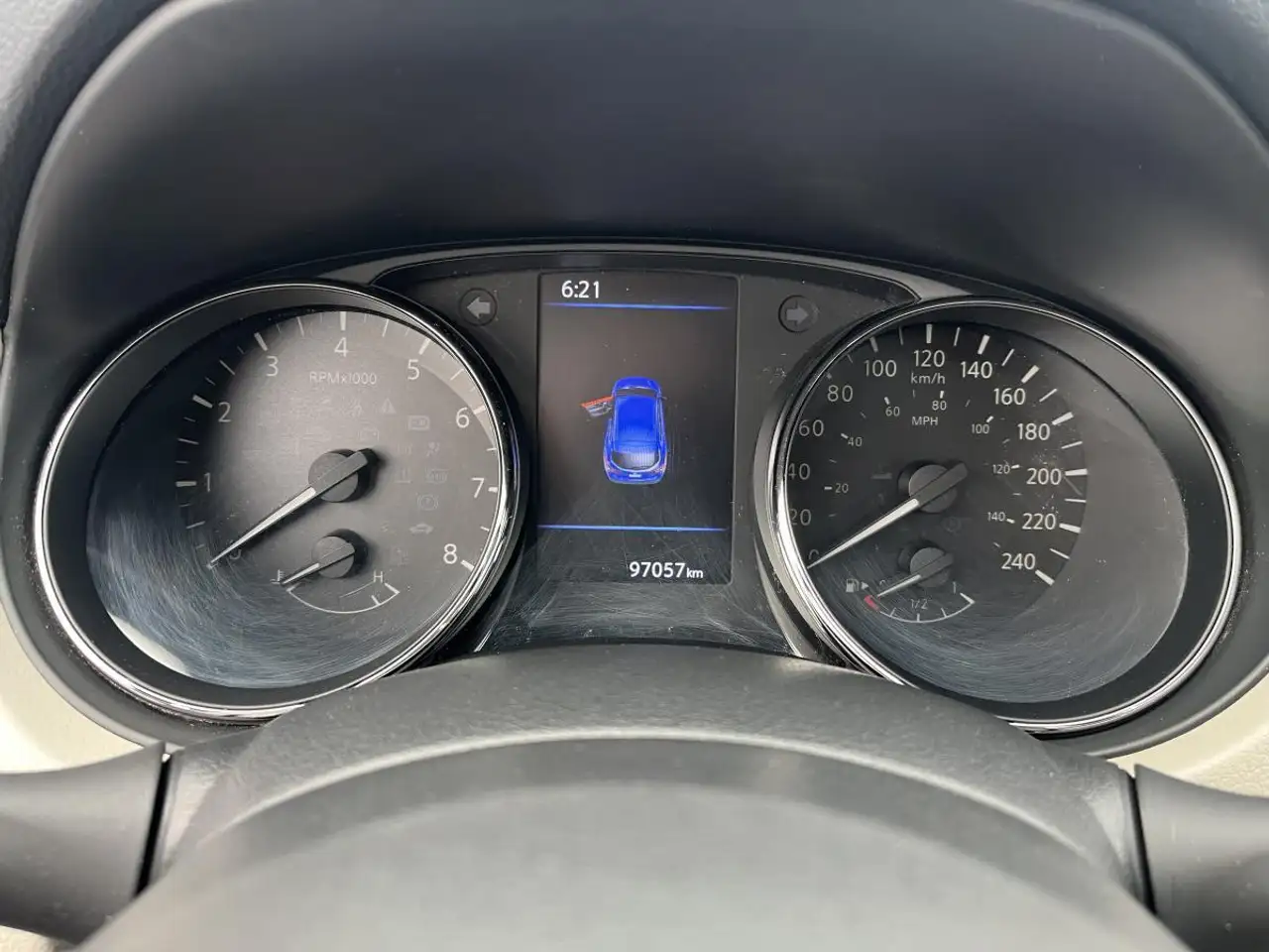 Nissan Qashqai снимка Nissan Qashqai