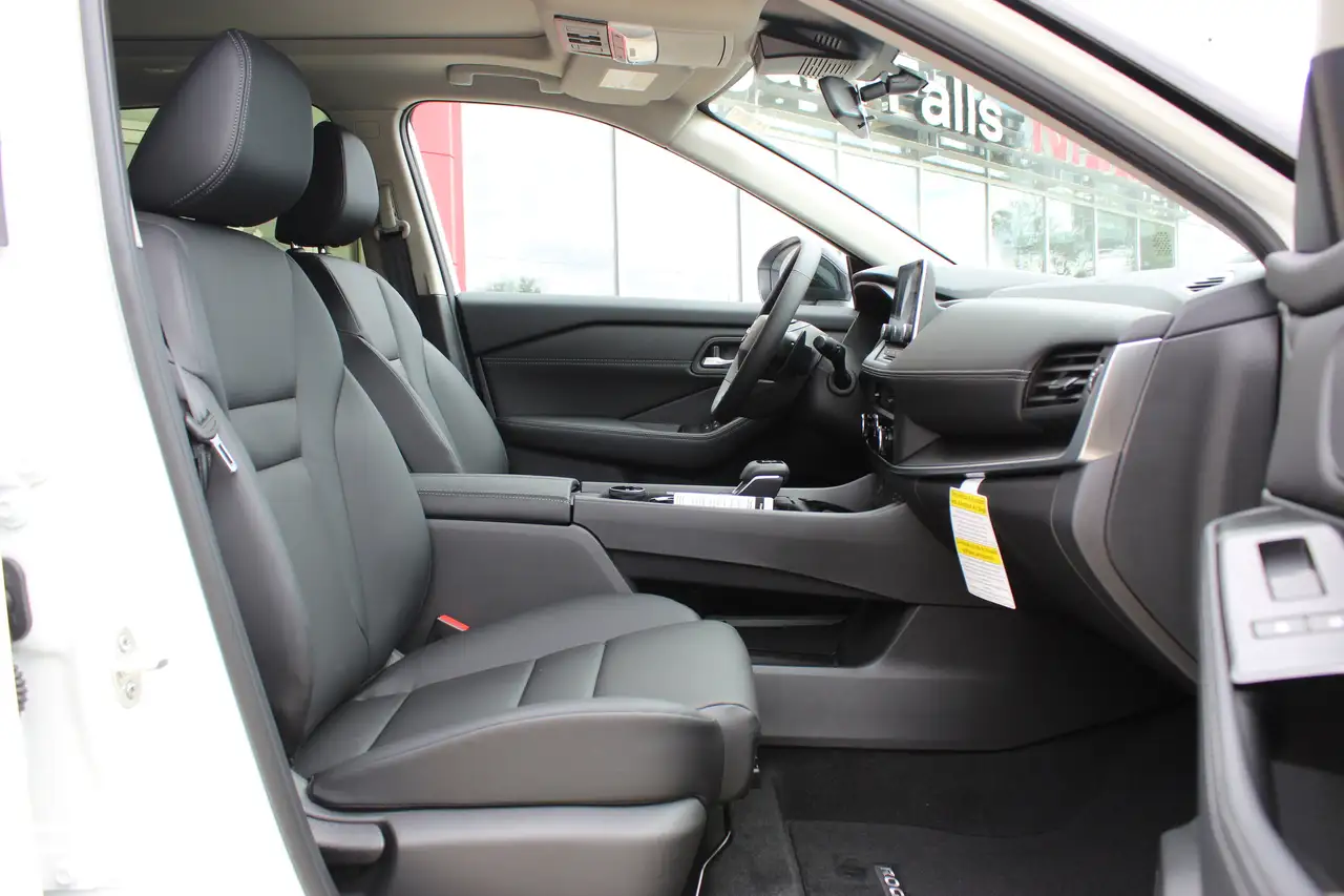 Nissan Rogue photo Nissan Rogue