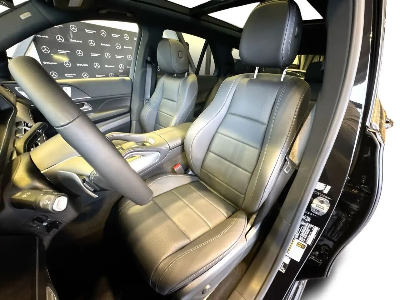 Mercedes-Benz GLE снимка Mercedes-Benz GLE
