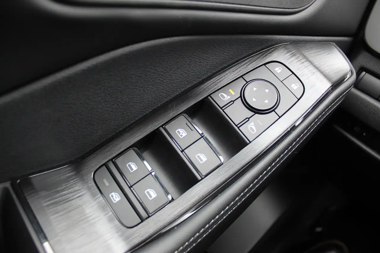 Nissan Rogue photo Nissan Rogue