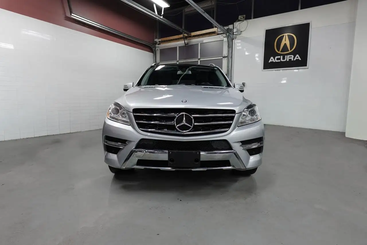 Mercedes-Benz M-Class photo Mercedes-Benz M-Class