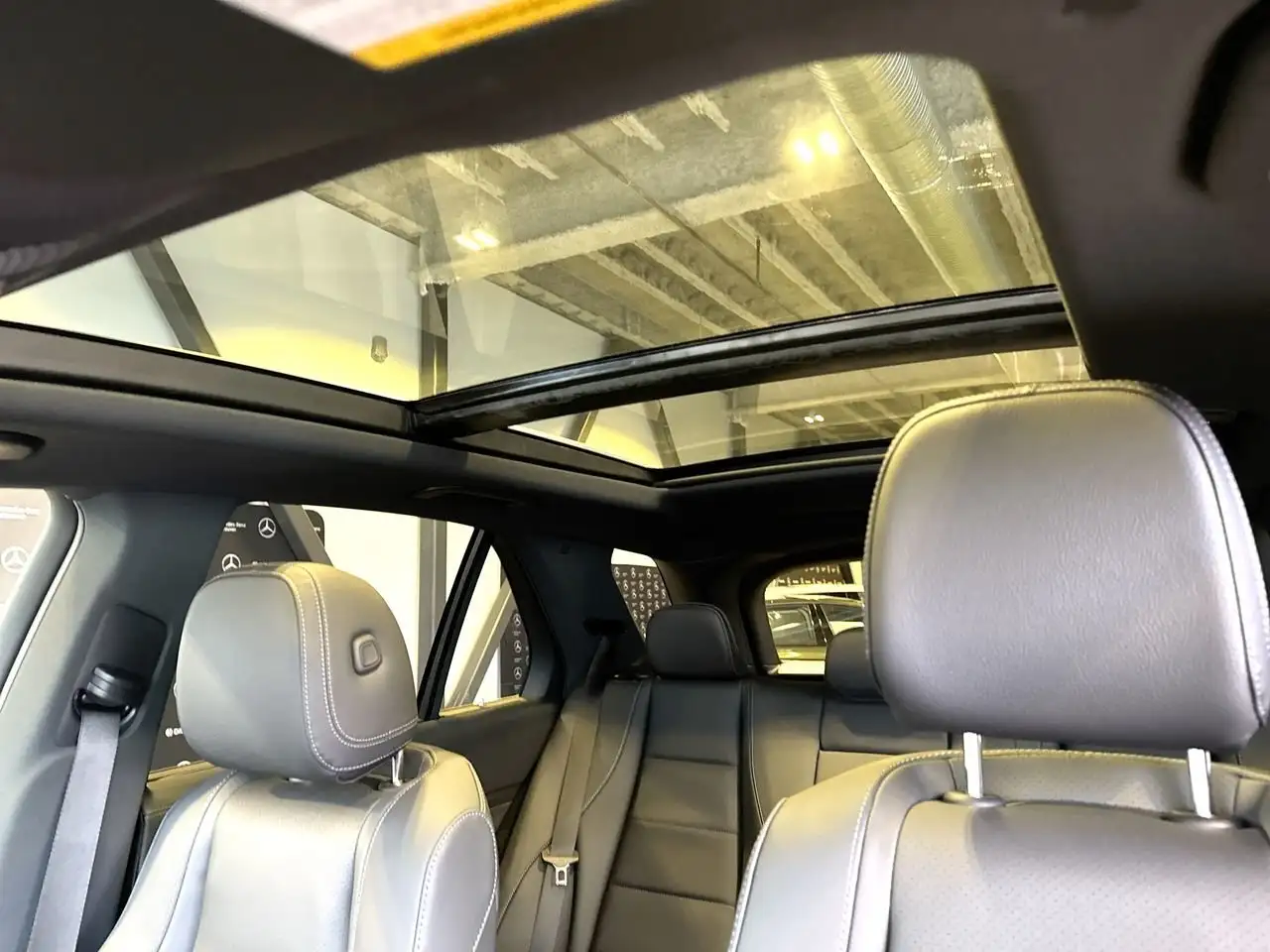 Mercedes-Benz GLE снимка Mercedes-Benz GLE