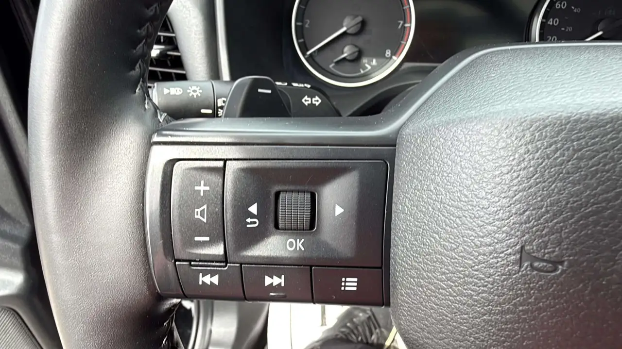 Nissan Rogue photo Nissan Rogue