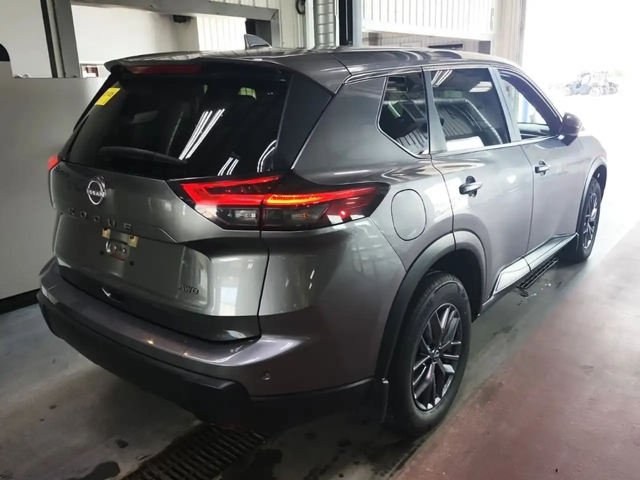Nissan Rogue снимка Nissan Rogue